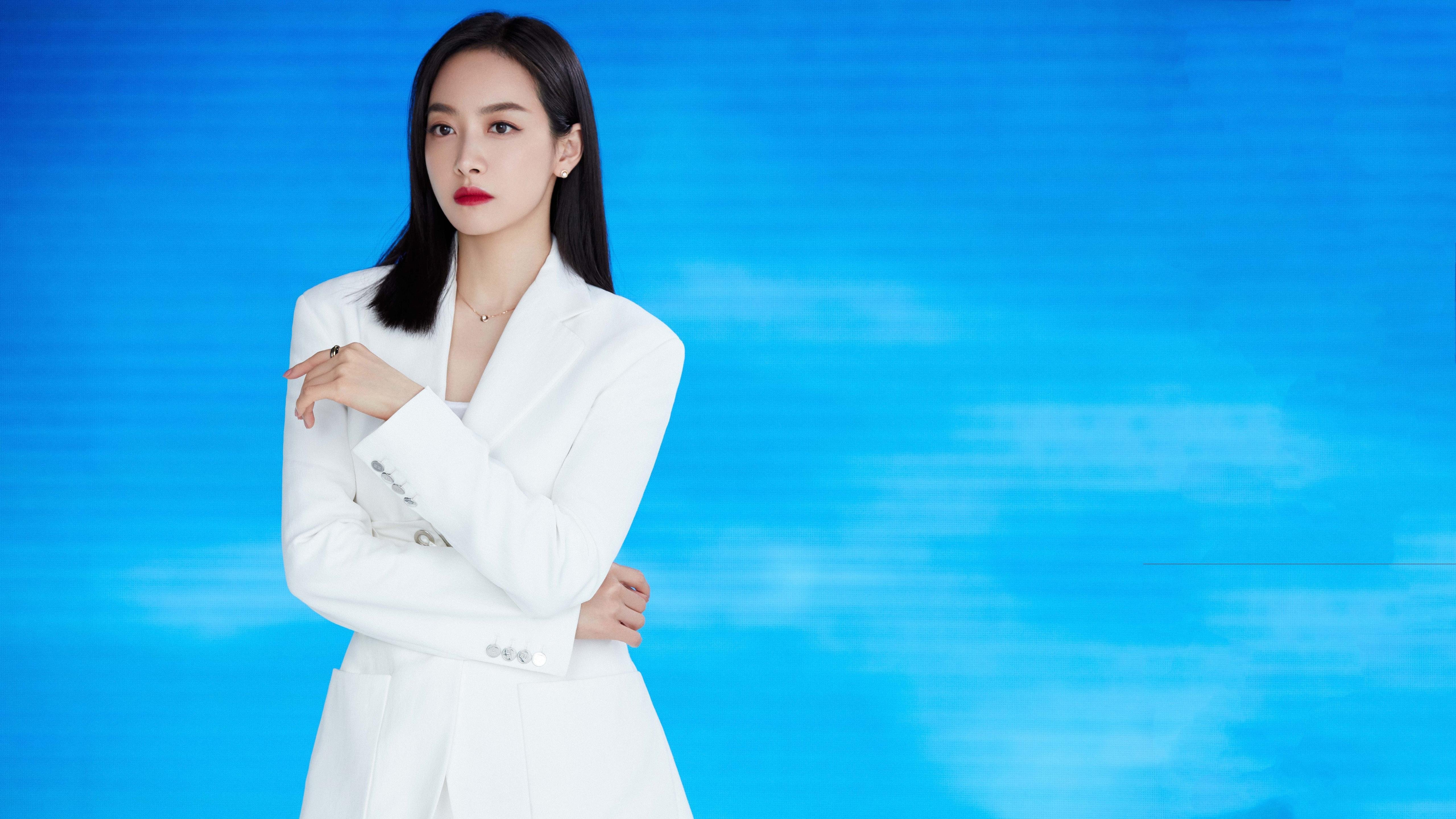 帕尔马门将出色发挥,完成多次关键扑救,助球队获胜,帕尔马现任主帅是谁