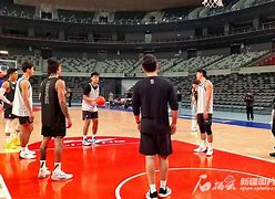 "新赛季CBA的转会动态：引援与流失"的简单介绍